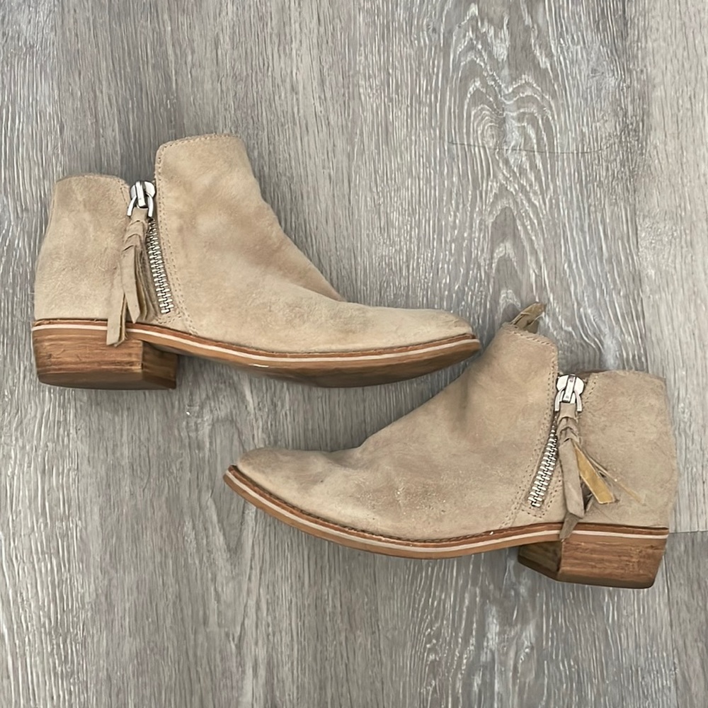 Dolce Vita booties